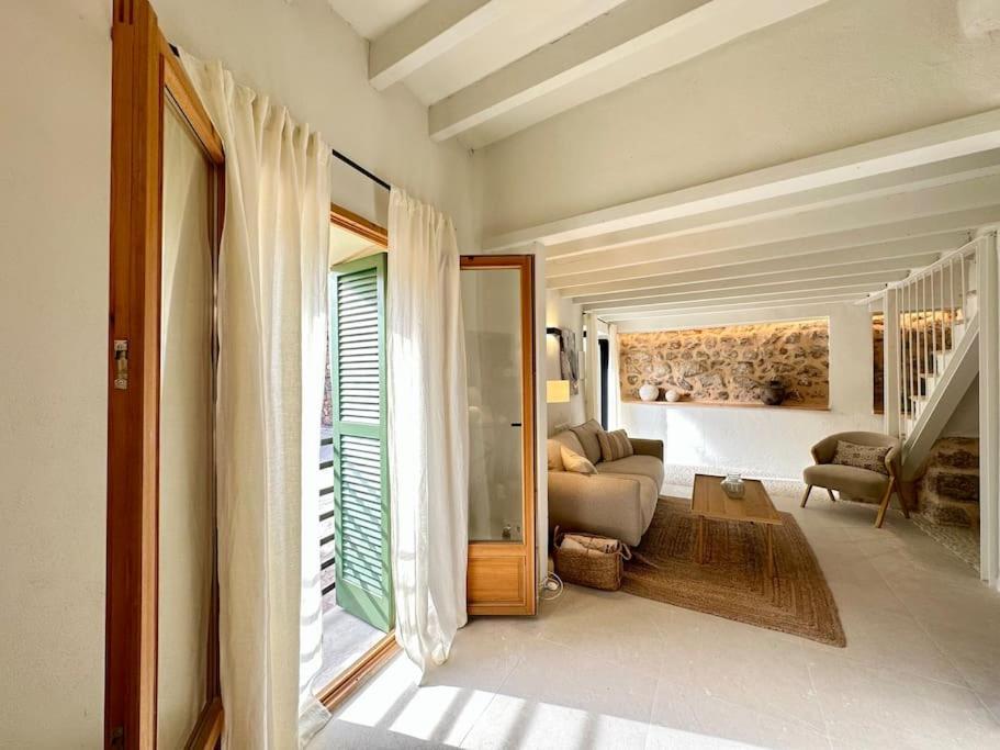Casa “can Boira” Hébergement de vacances *